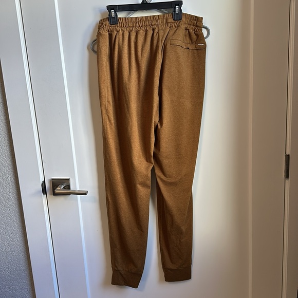 Medium ponto performance joggers. - Picture 2 of 4